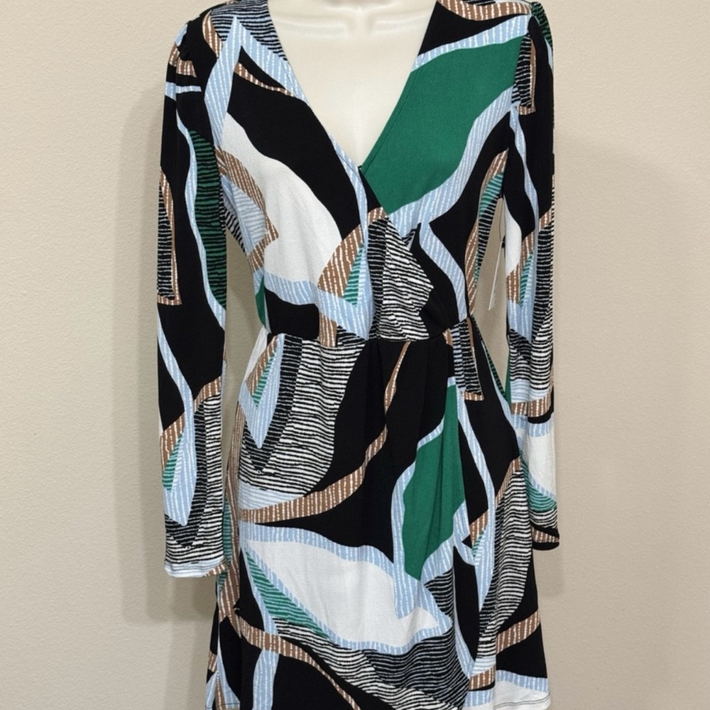 Nine West Green and Black Sheath Dress with V-Neck